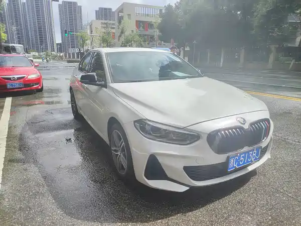 BMW 1 Series 2022