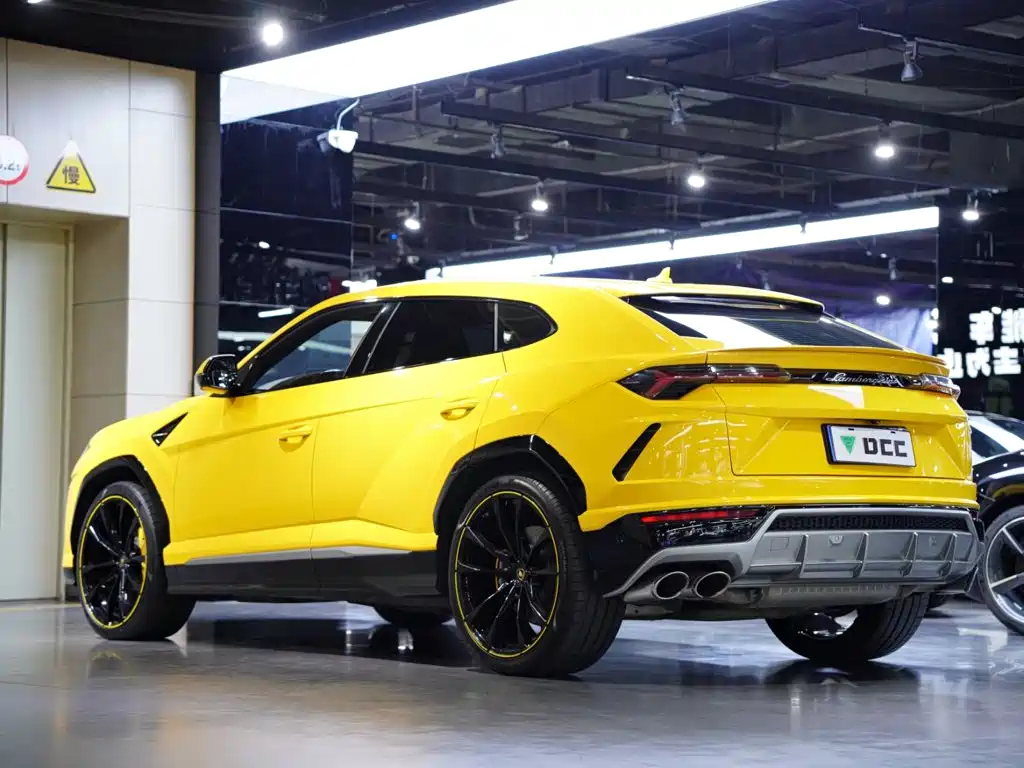 Lamborghini Urus 2019 — фото 5