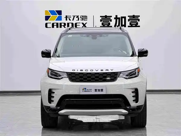Land Rover Discovery 2024