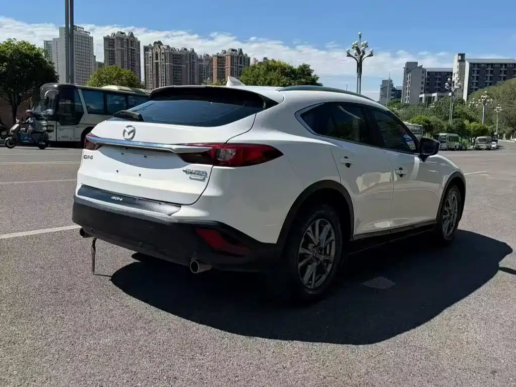 Mazda CX-4 2019 — фото 9