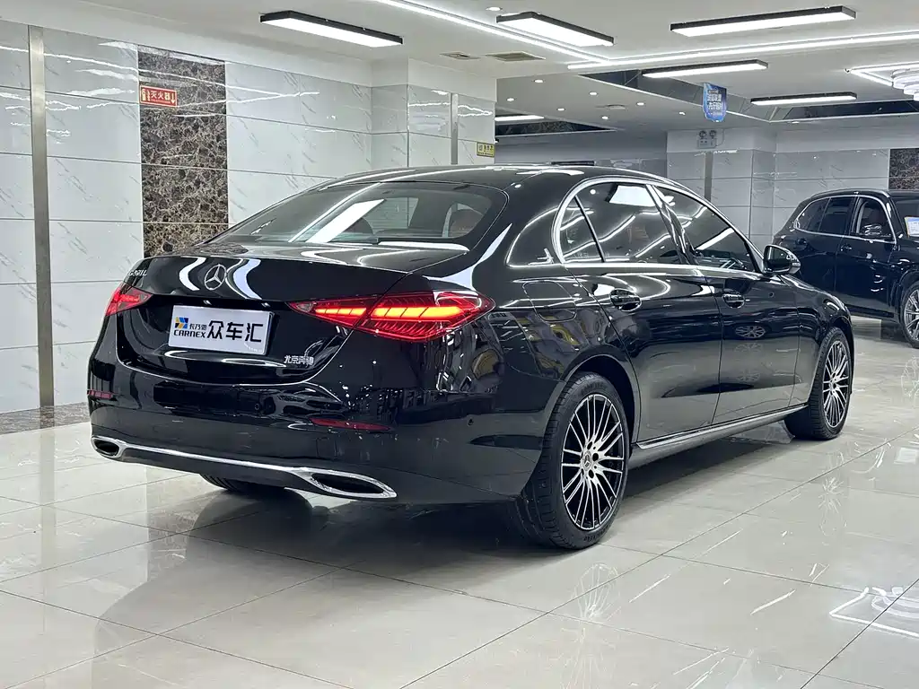 Mercedes-Benz C-Class 2023