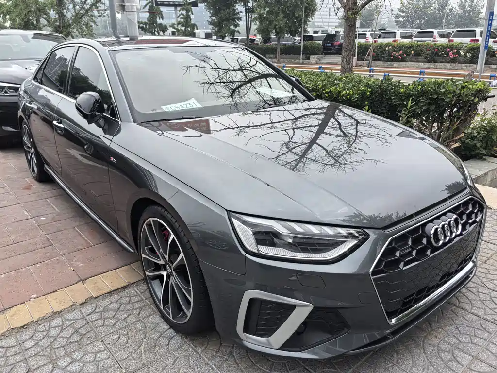 Audi A4L 2021 — фото 4