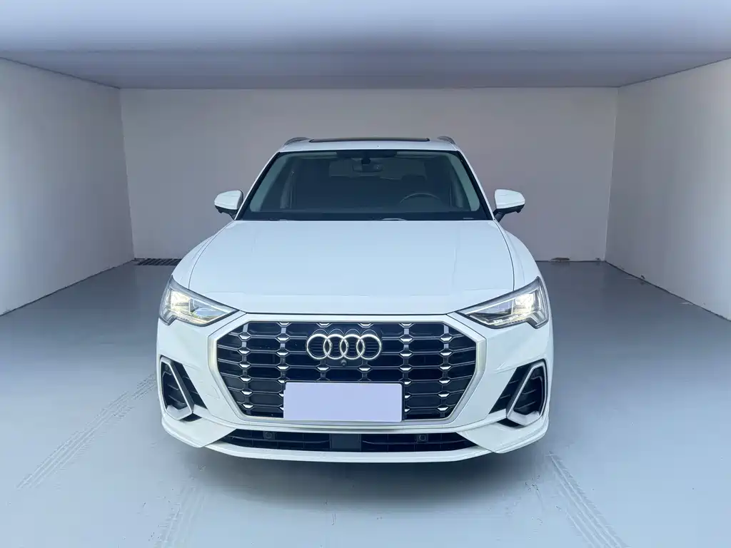 Audi Q3 2022