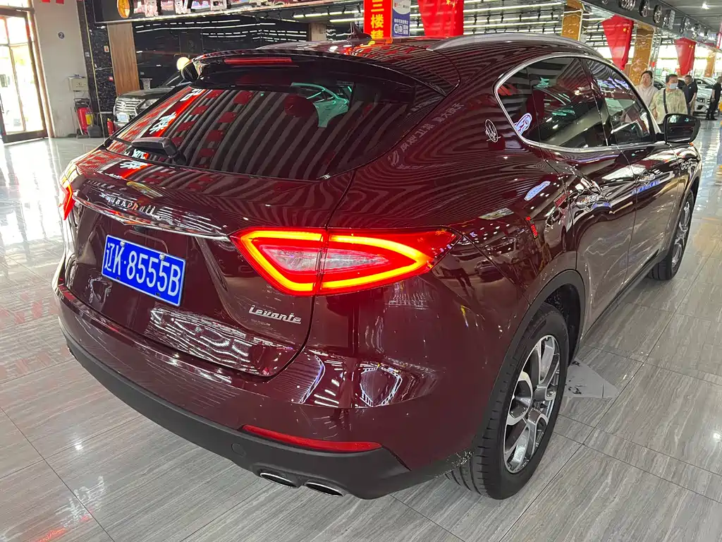 Maserati Levante 2017 — фото 5