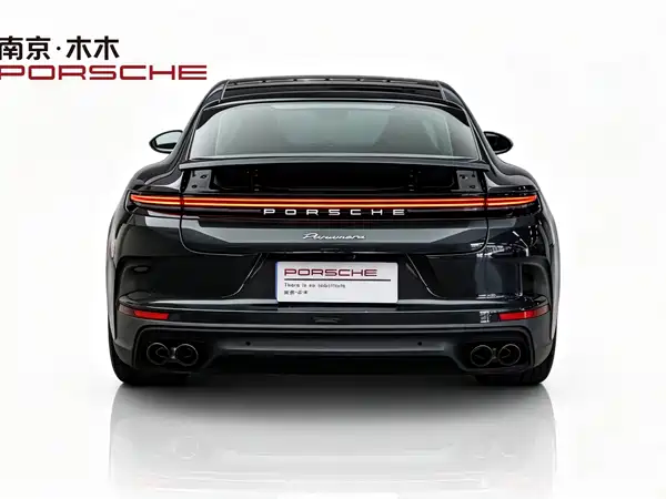 Porsche Panamera 2024