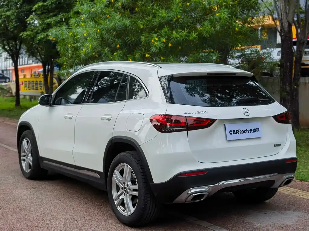 Mercedes-Benz GLA 2023 — фото 6