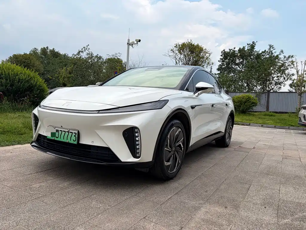 Roewe Feifan R7 2023 — фото 1