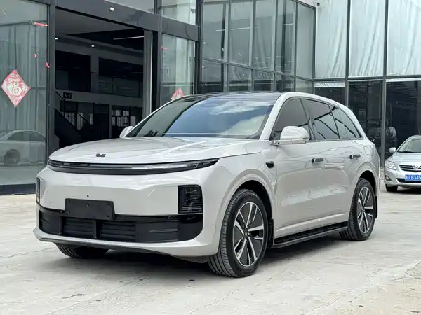 Li Auto L6 2024