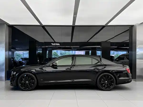 Bentley Flying Spur 2023