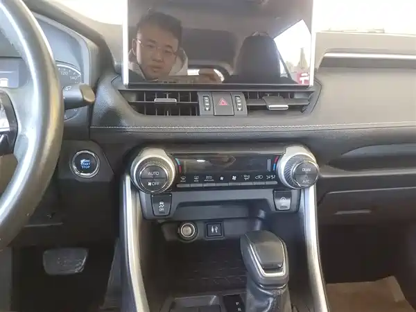 Toyota Wildlander 2022