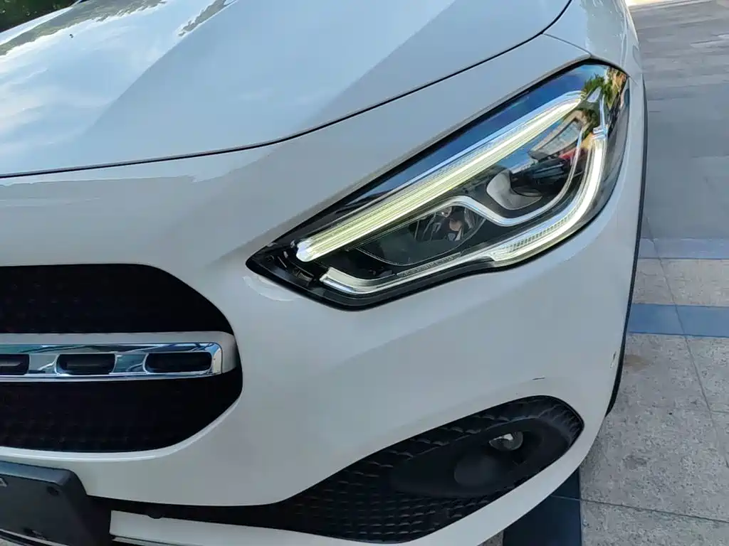 Mercedes-Benz GLA 2020 — фото 24