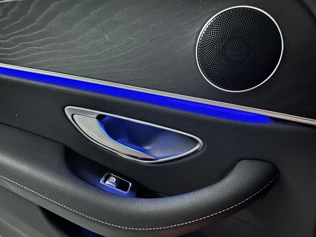 Mercedes-Benz E-Class 2021 — фото 12