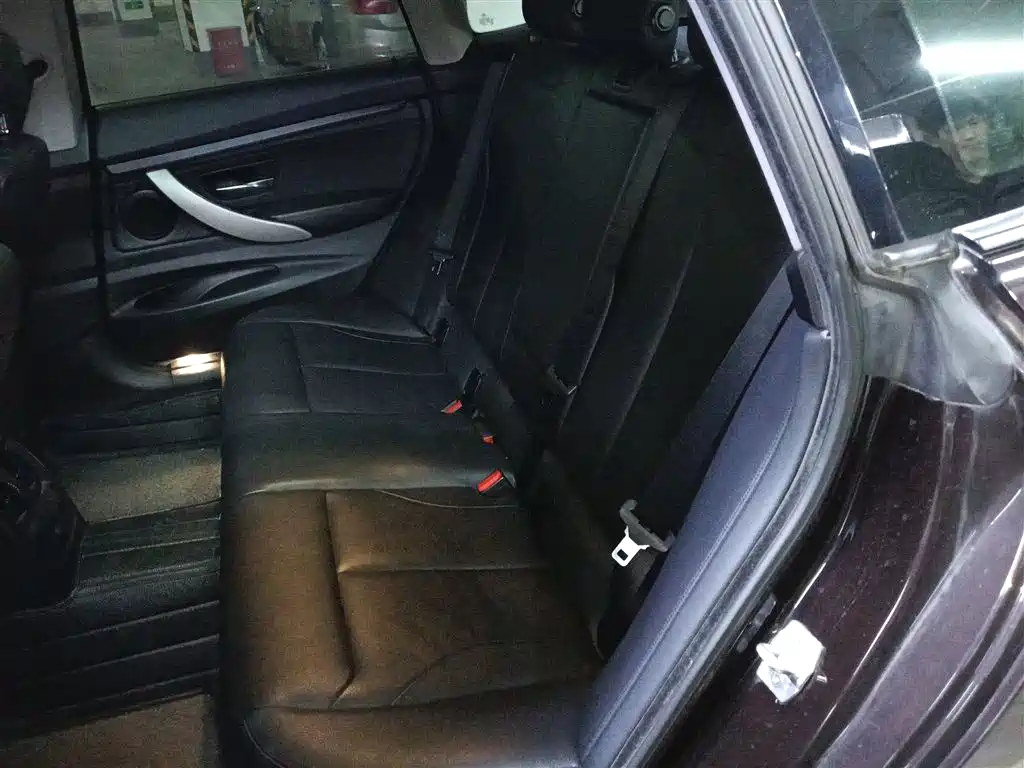 BMW 3 Series GT 2014 — фото 17