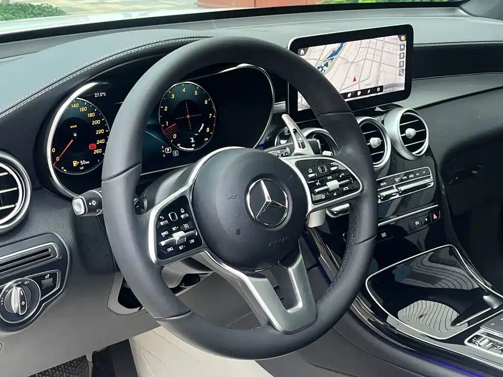 Mercedes-Benz GLC 2022 — фото 16