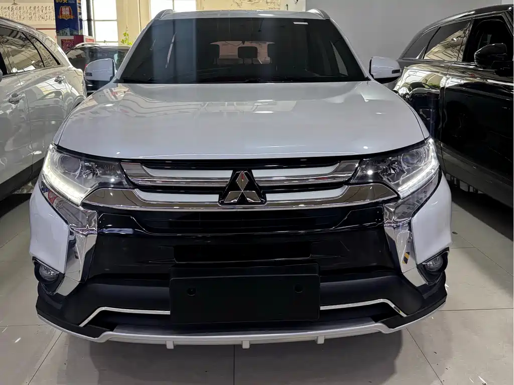 Mitsubishi Outlander 2018