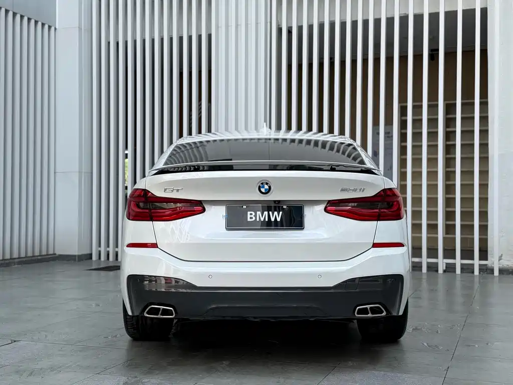 BMW 6 Series GT 2021 — фото 16
