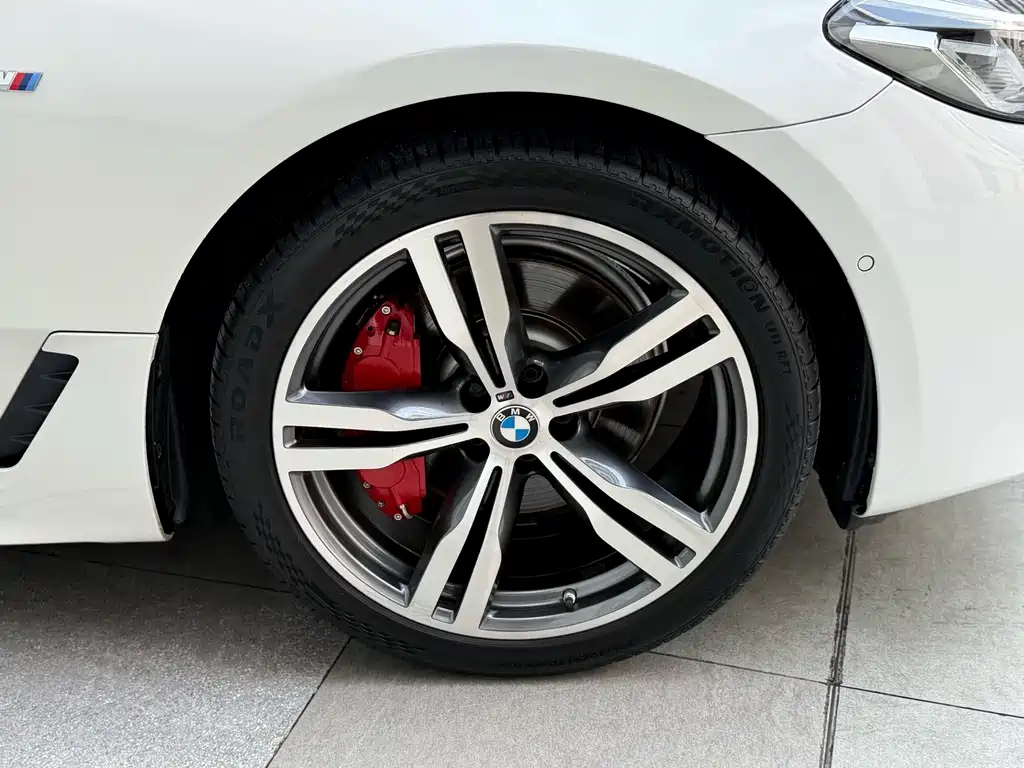 BMW 6 Series GT 2021 — фото 11