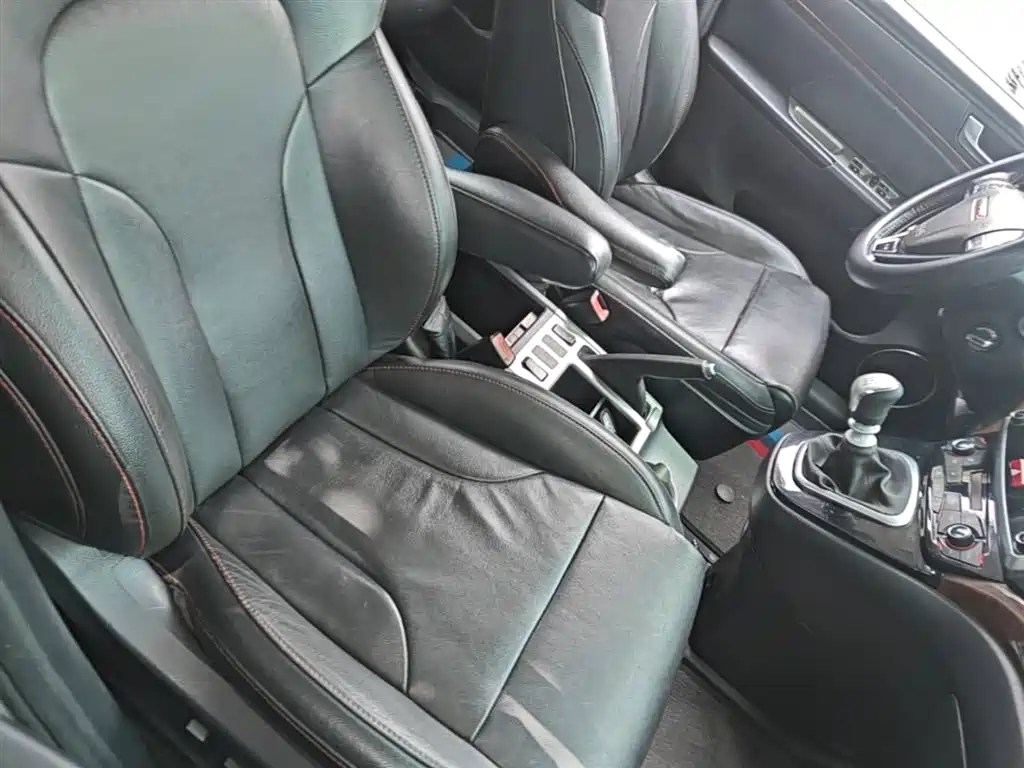 Haval H6 2015 — фото 25