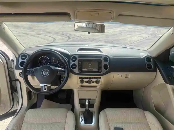 Volkswagen Tiguan 2014