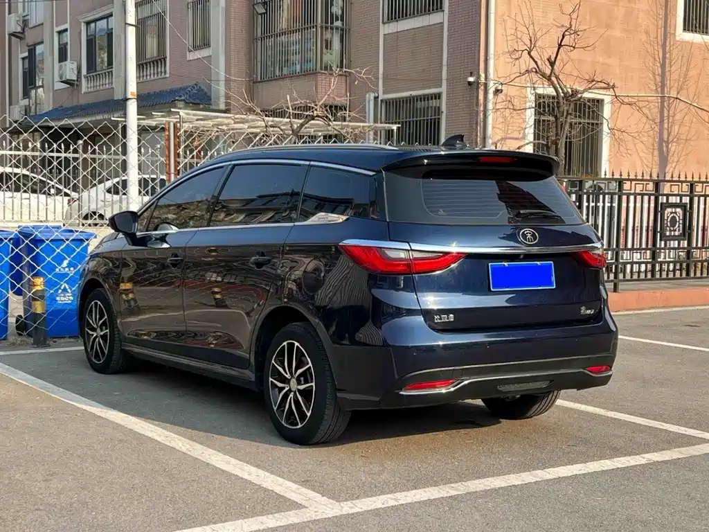 BYD Song MAX 2018 — фото 10