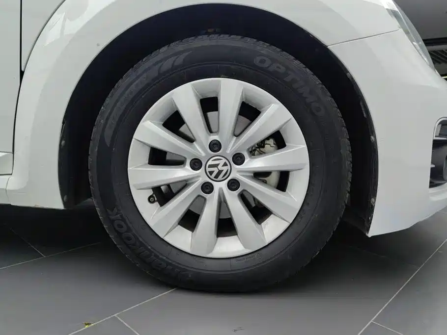 Volkswagen Beetle 2019