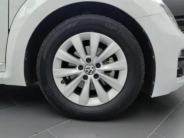 Volkswagen Beetle 2019