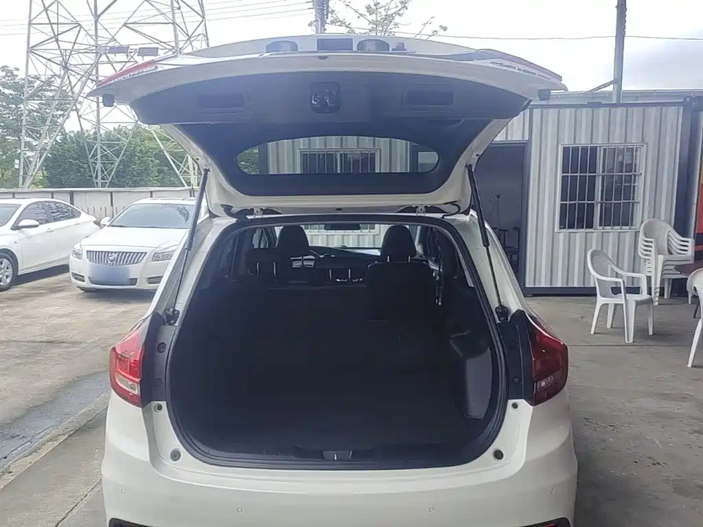 Honda Jade 2017 — фото 19