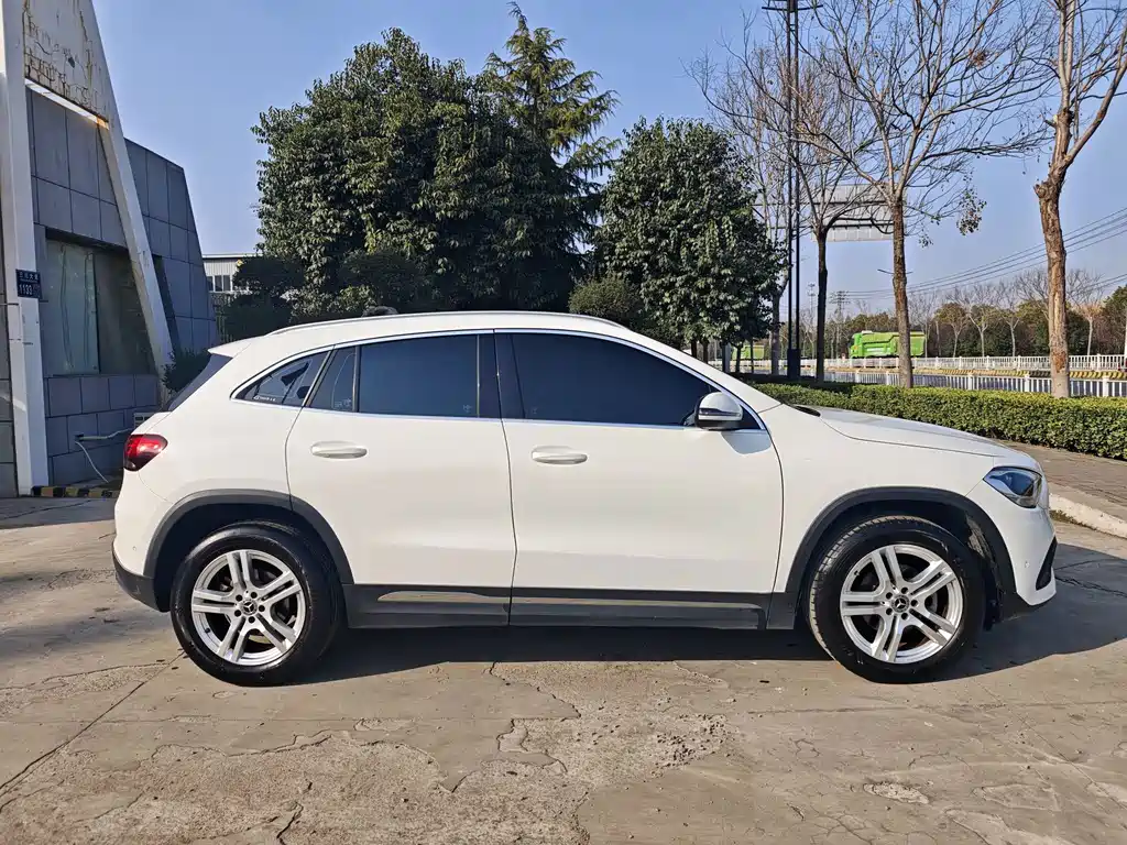 Mercedes-Benz GLA 2021 — фото 4