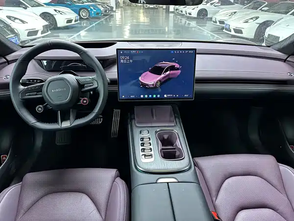 Xiaomi SU7 2024