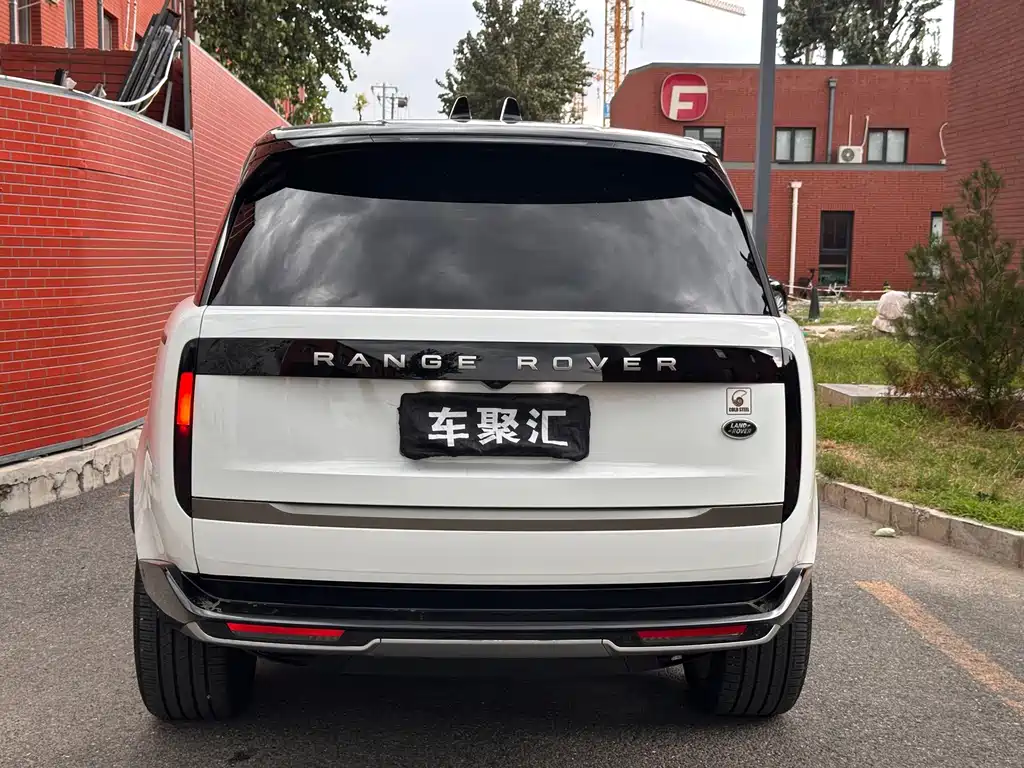 Land Rover Range Rover 2025 — фото 24