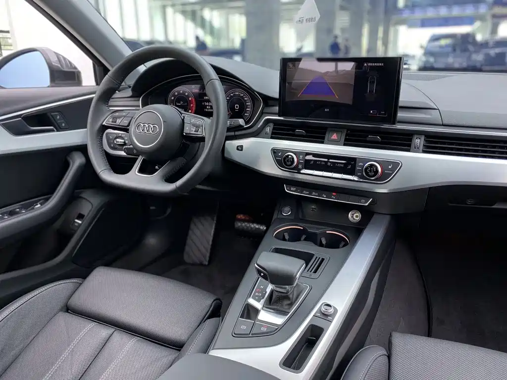 Audi A4L 2022 — фото 11