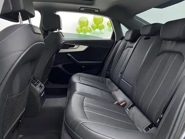 Audi A4L 2022