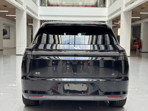 Li Auto L8 2024