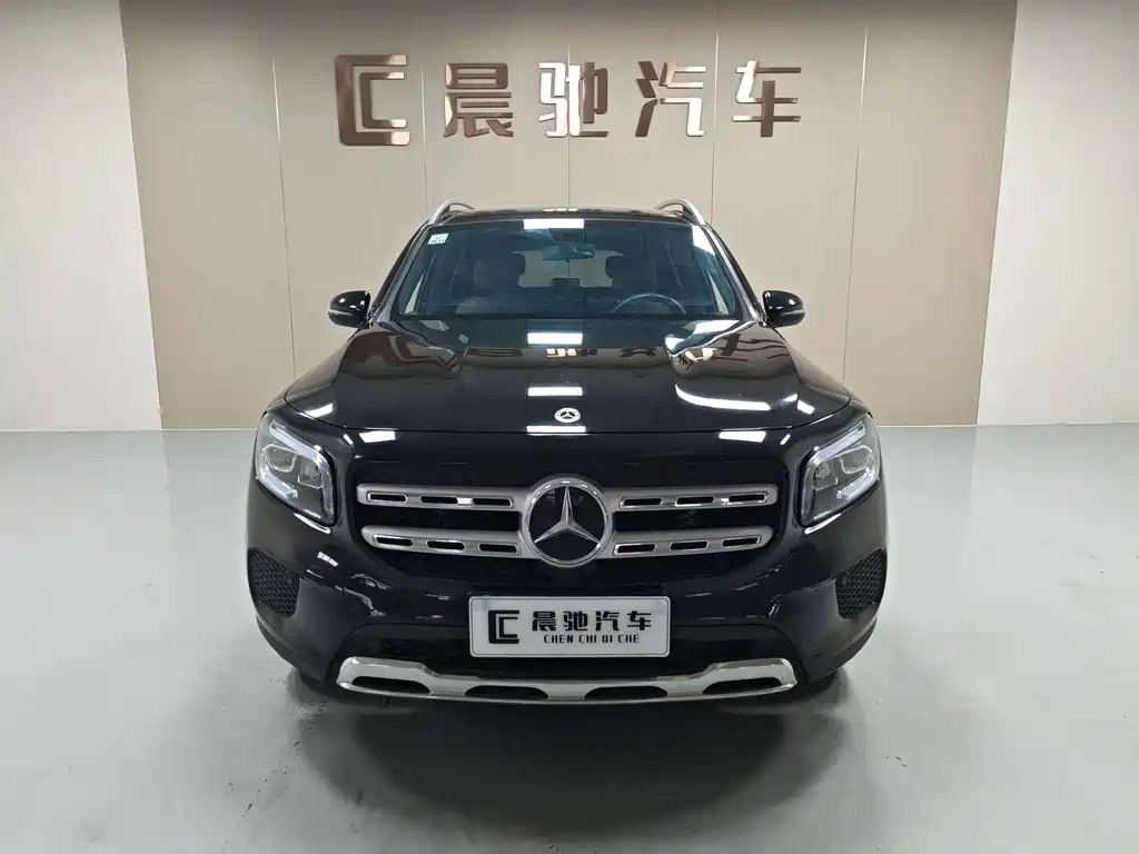 Mercedes-Benz GLB 2021