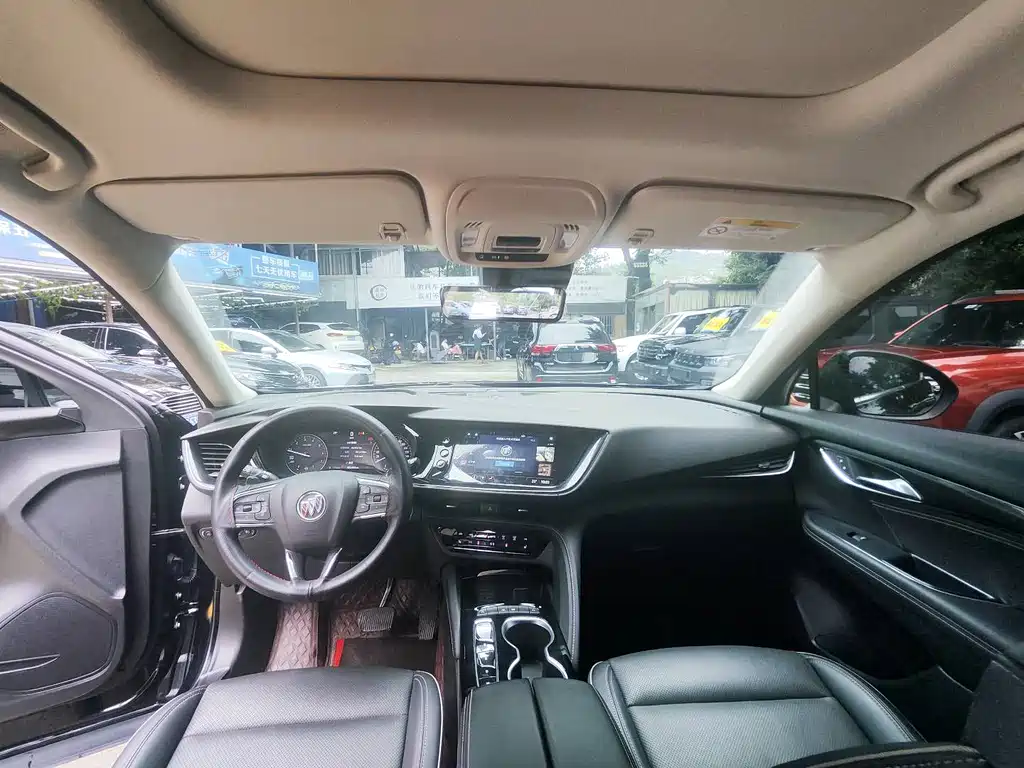 Buick Envision Plus 2023 — фото 12