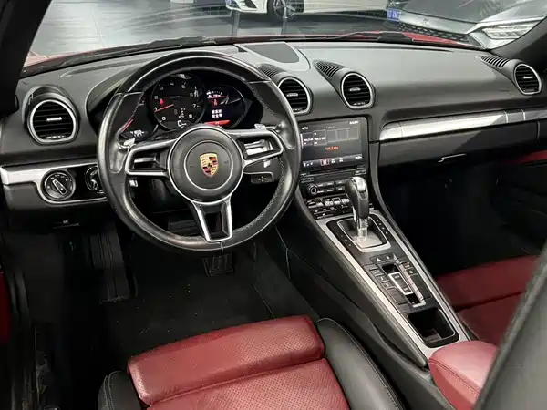 Porsche 718 2017