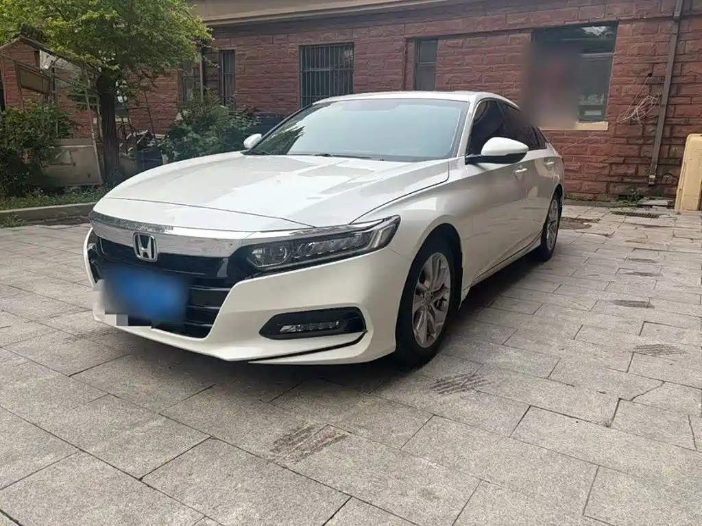 Honda Accord 2020 — фото 11