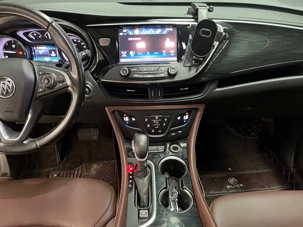 Buick Envision Plus 2018 — фото 11