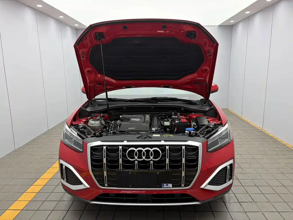 Audi Q2L 2022 — фото 17