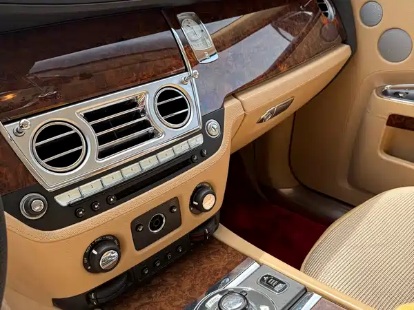 Rolls-Royce Ghost 2010