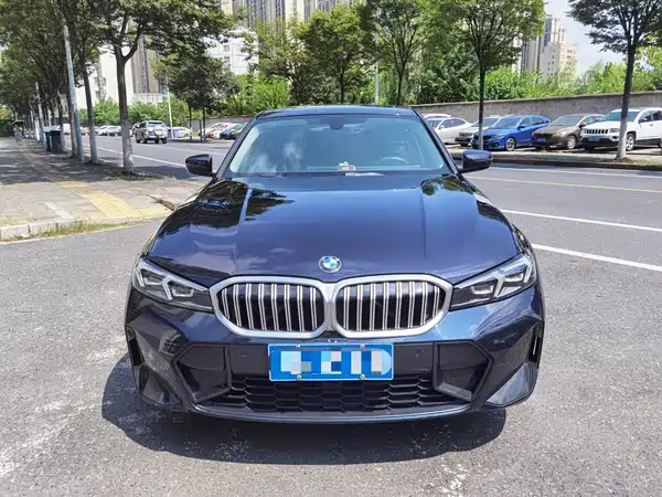 BMW 3 Series 2023
