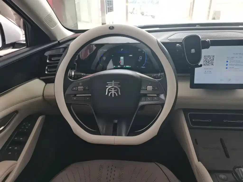 BYD Qin L 2025 — фото 11