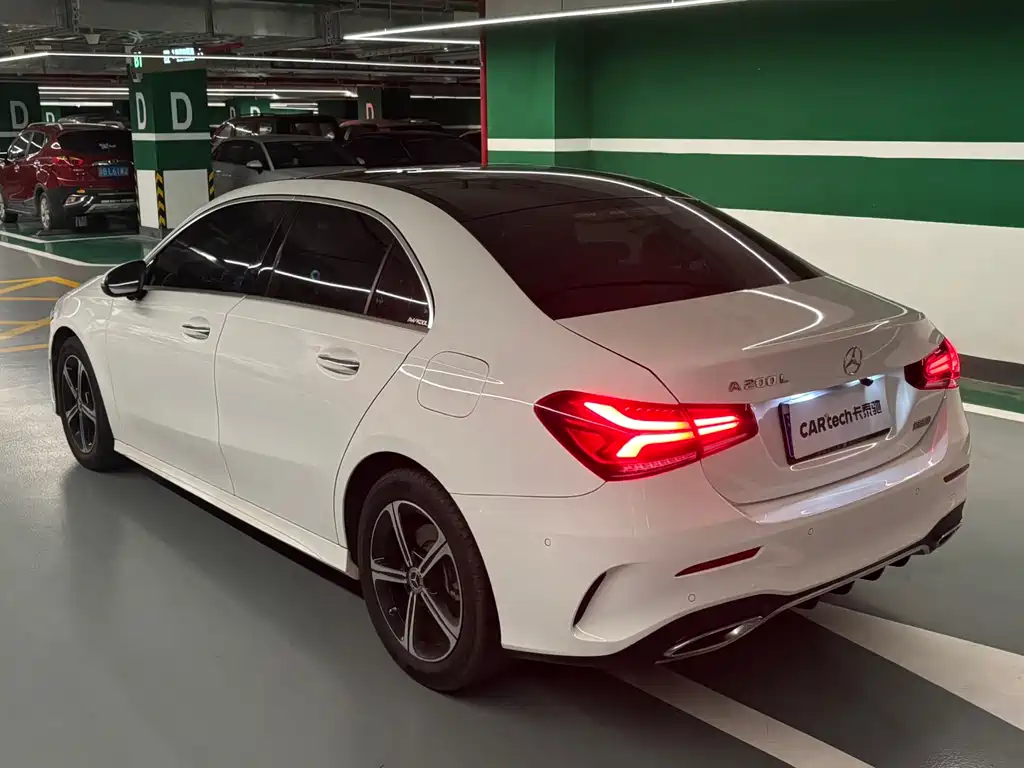 Mercedes-Benz A-Class 2023 — фото 7