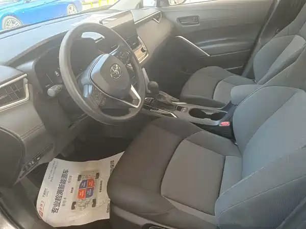 Toyota Frontlander 2023