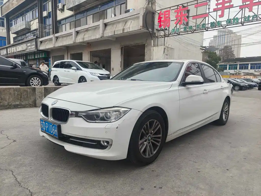 BMW 3 Series 2015 — фото 1