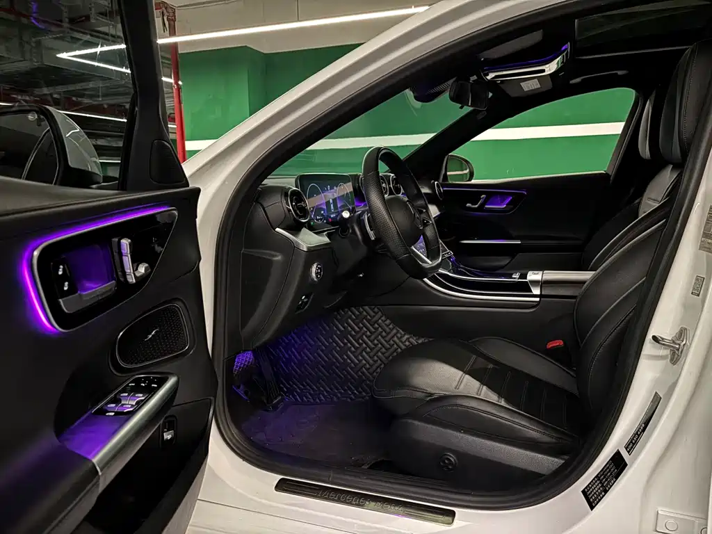 Mercedes-Benz C-Class 2022 — фото 9