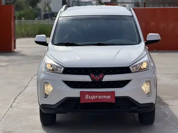 Wuling Hongguang S3 2018