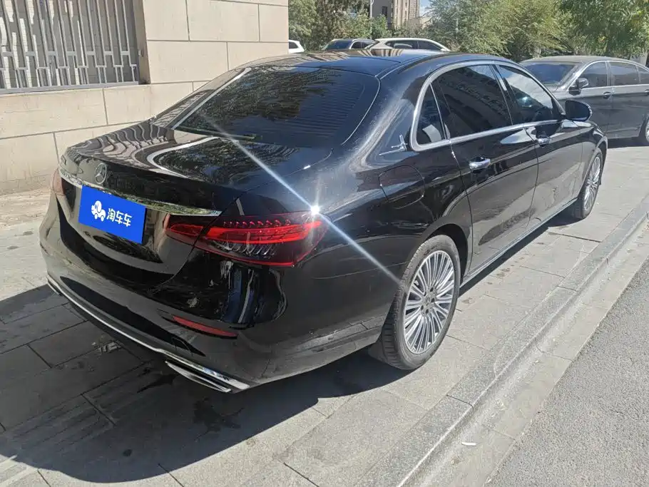 Mercedes-Benz E-Class 2023 — фото 3