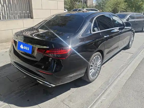 Mercedes-Benz E-Class 2023