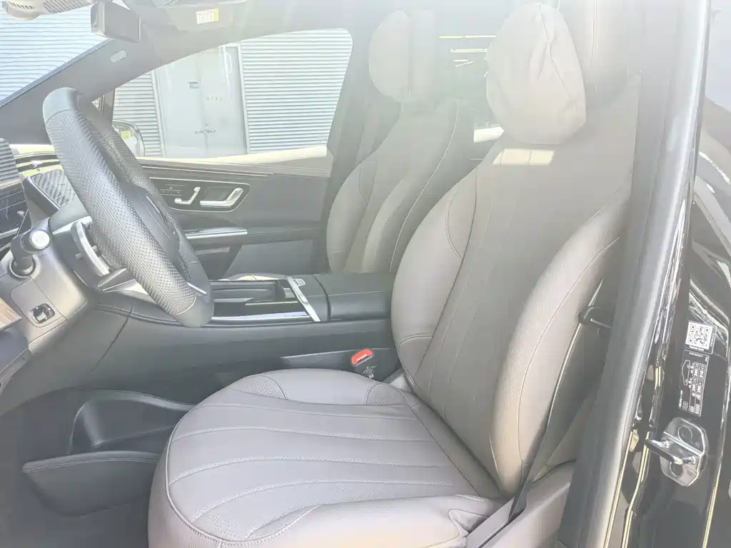 Mercedes-Benz EQE SUV 2025 — фото 14